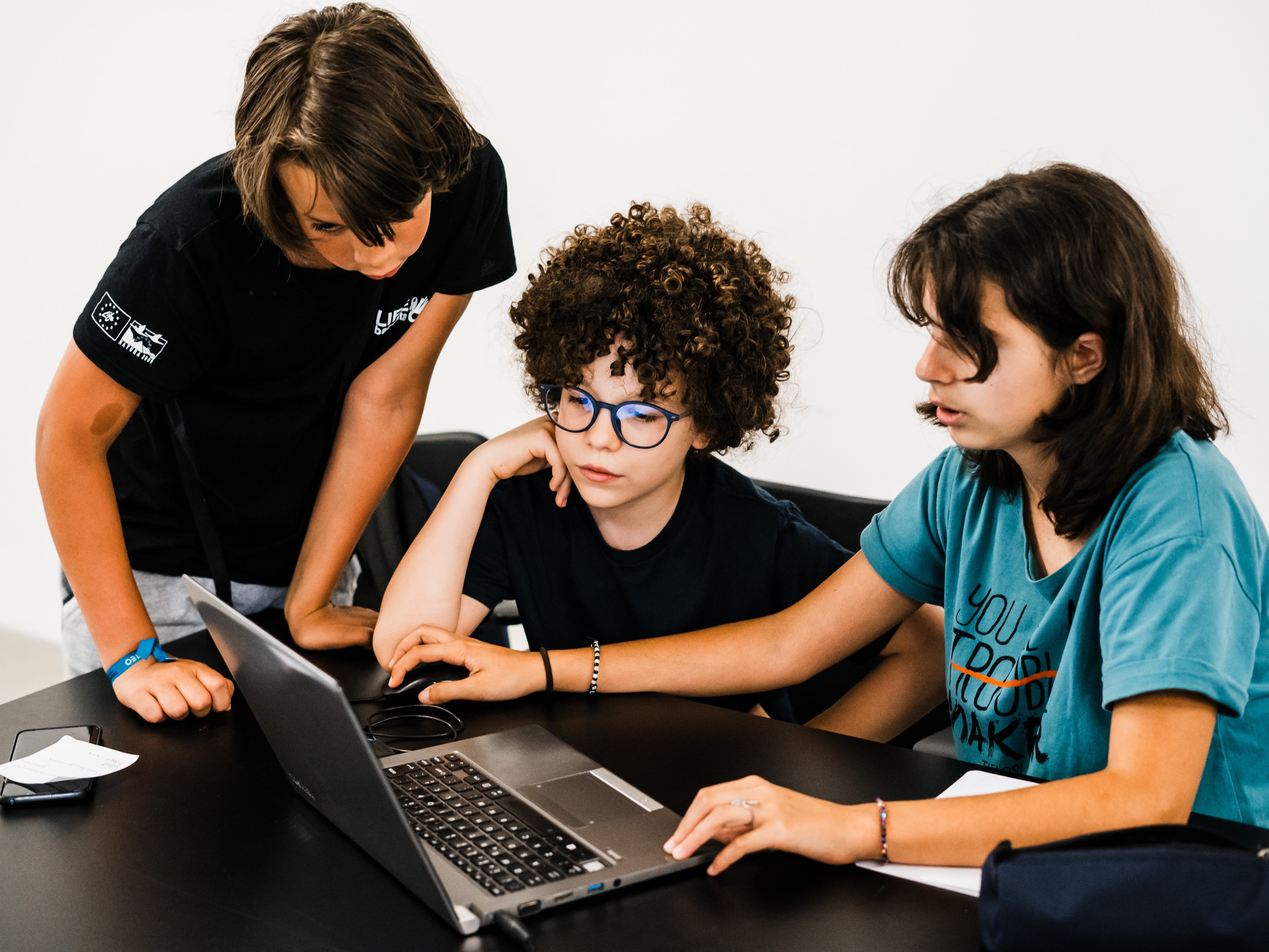 <p><strong>Oficina Manual de Inteligência Artificial</strong></p>