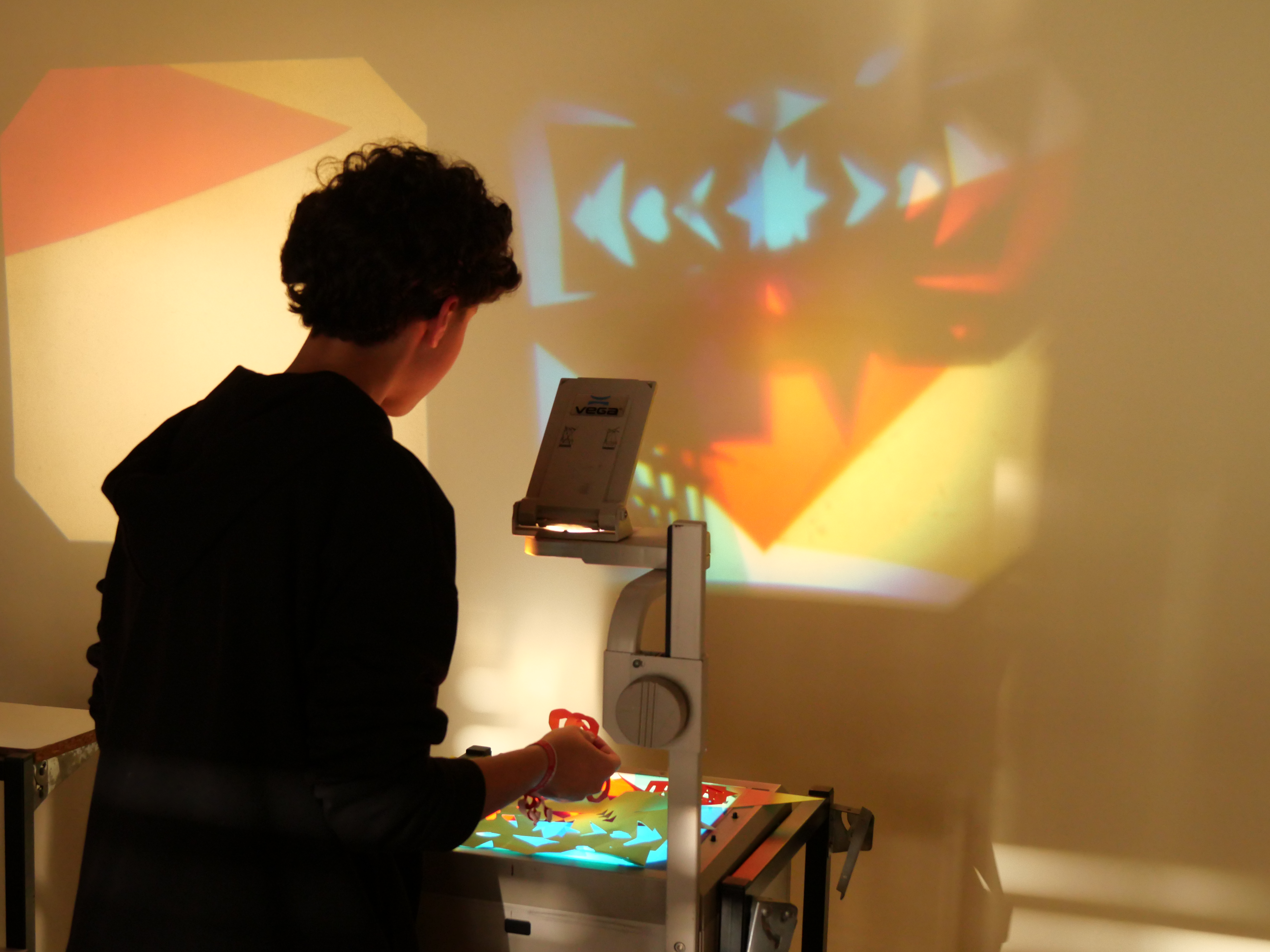 <h1><strong>Circuito Summer School - Projeções Imperfeitas</strong></h1><p>Tânia Dinis</p>